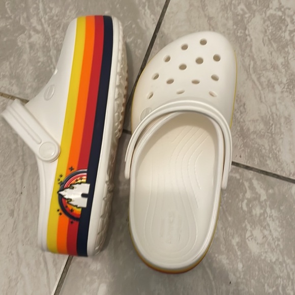 Traded Disney Retro Crocs - Picture 14 of 16